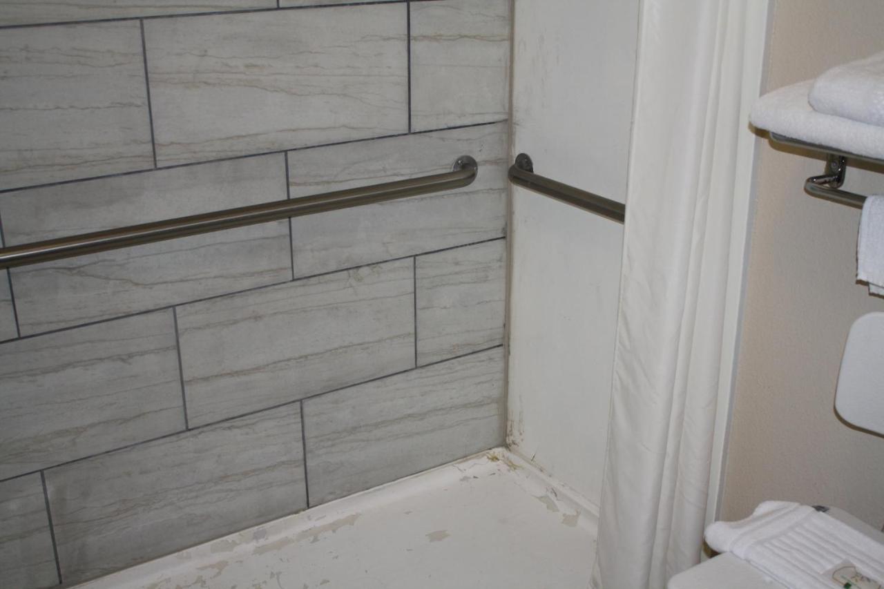 Quality Inn & Suites Wichita Falls I-44 מראה חיצוני תמונה