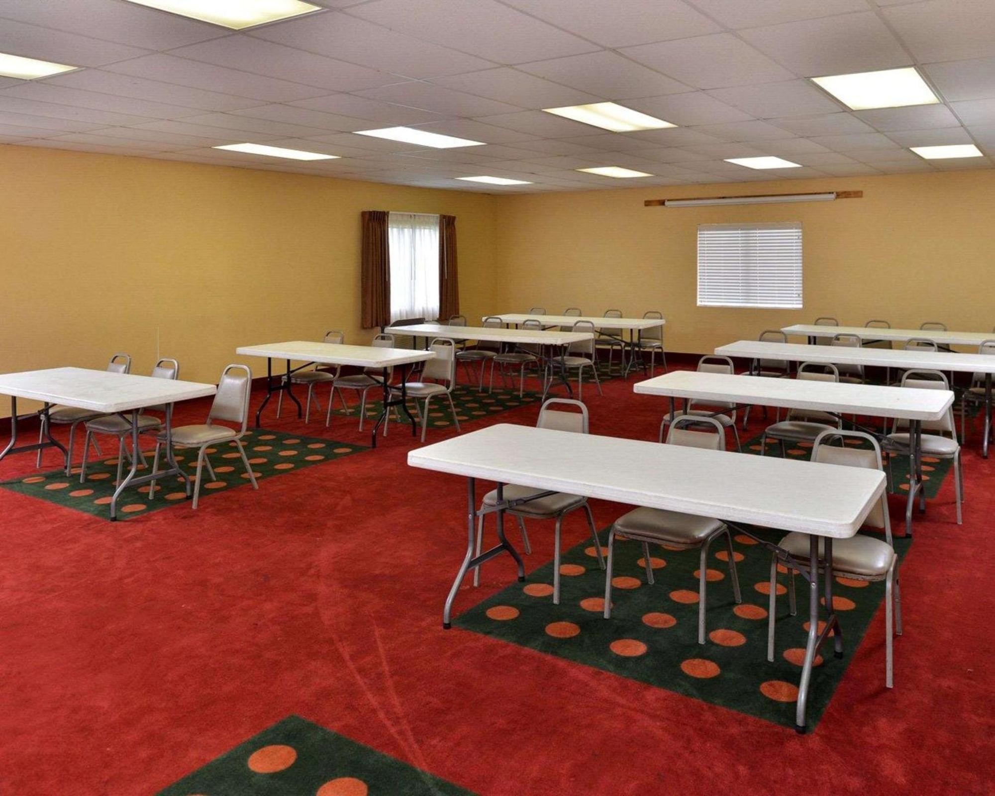 Quality Inn & Suites Wichita Falls I-44 מראה חיצוני תמונה
