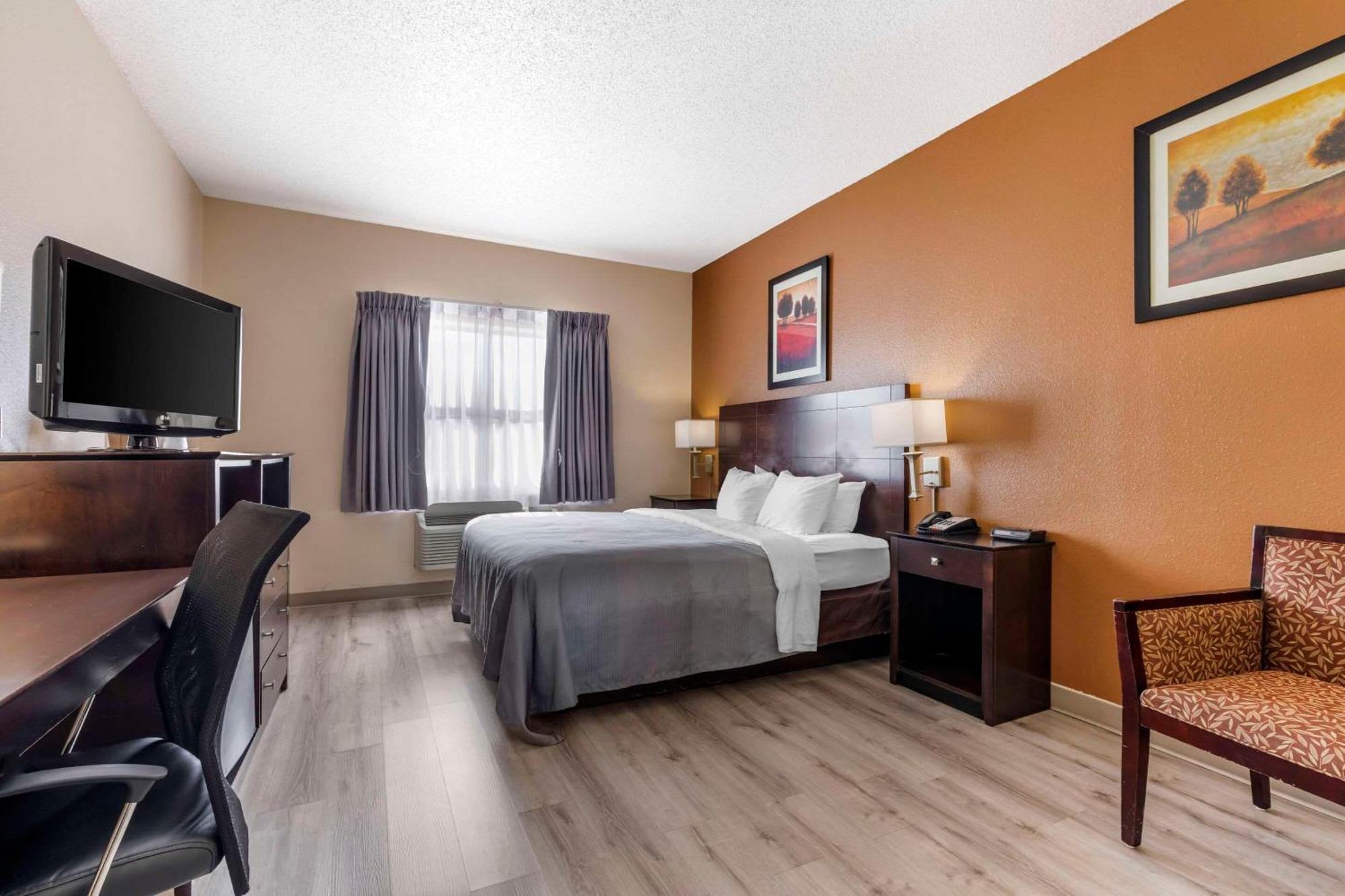Quality Inn & Suites Wichita Falls I-44 מראה חיצוני תמונה