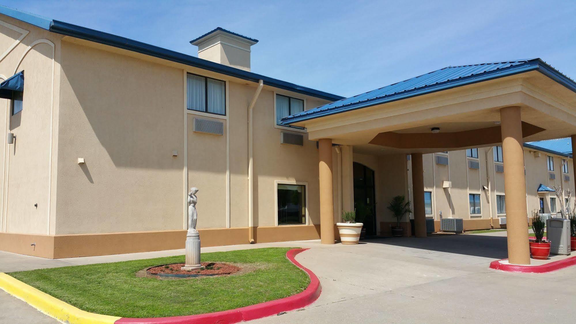 Quality Inn & Suites Wichita Falls I-44 מראה חיצוני תמונה